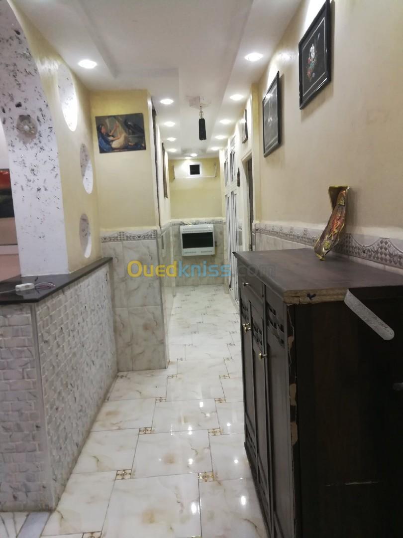 Location Appartement F4 Alger Bab ezzouar