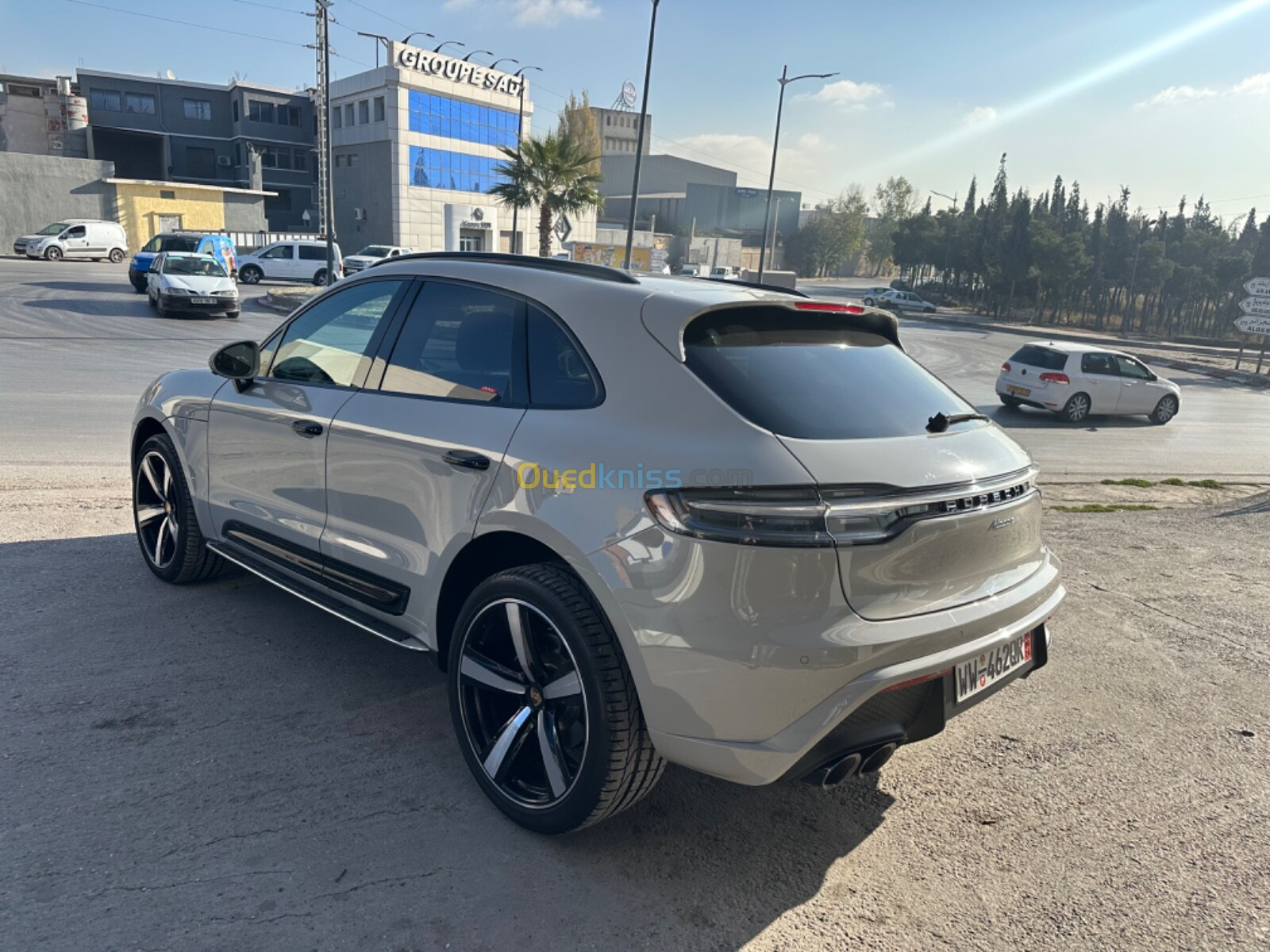 Porsche MACAN 2023 Cart gris safi