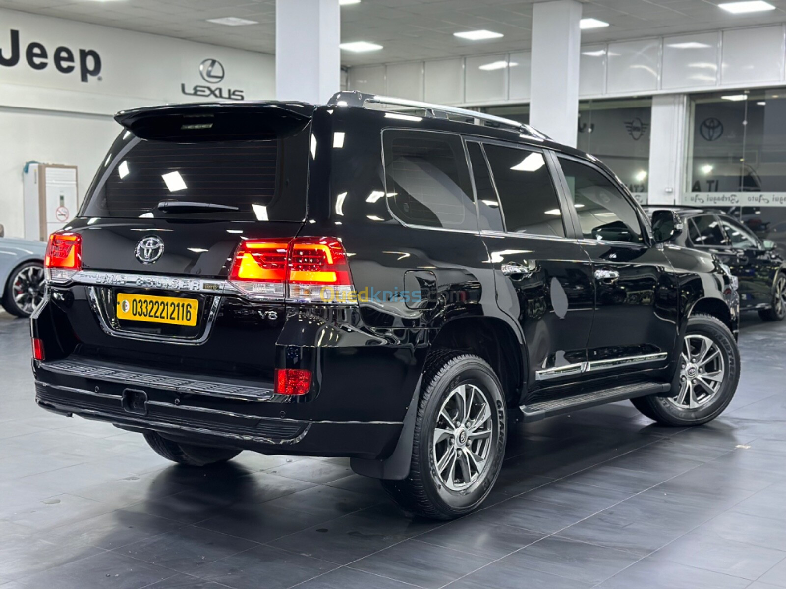 Toyota Land Cruiser 2021 VX V8 diesel