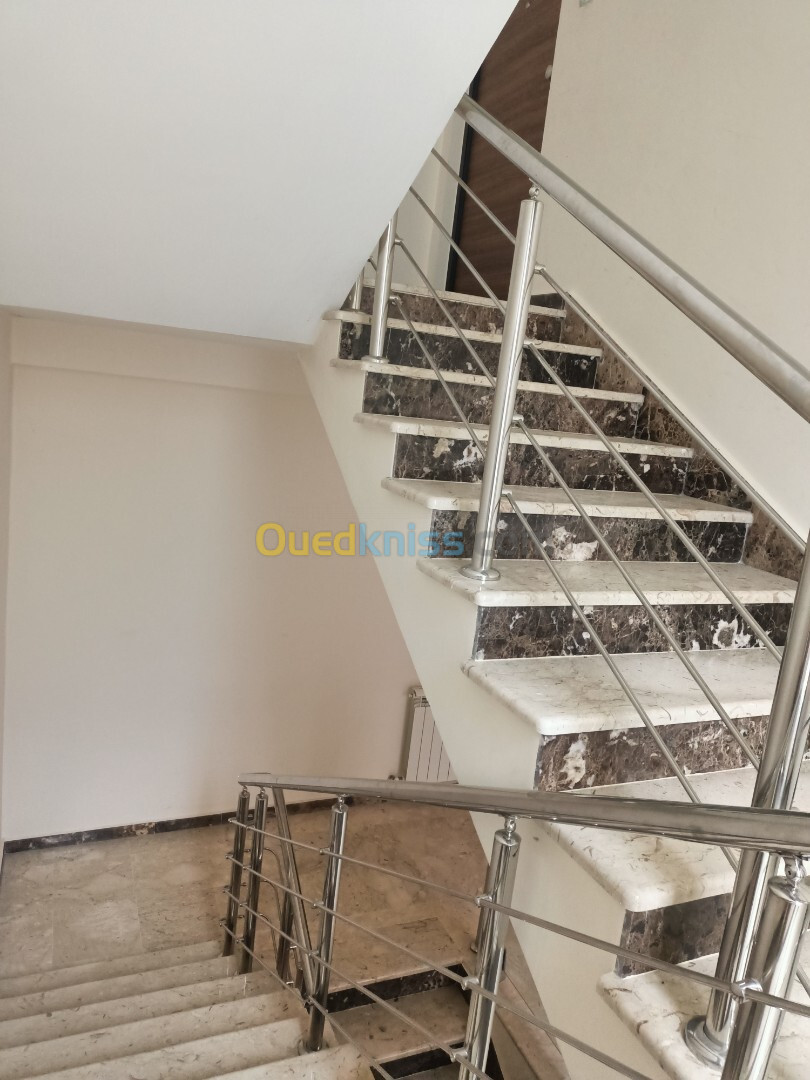 Location Appartement F4 Alger Ouled fayet