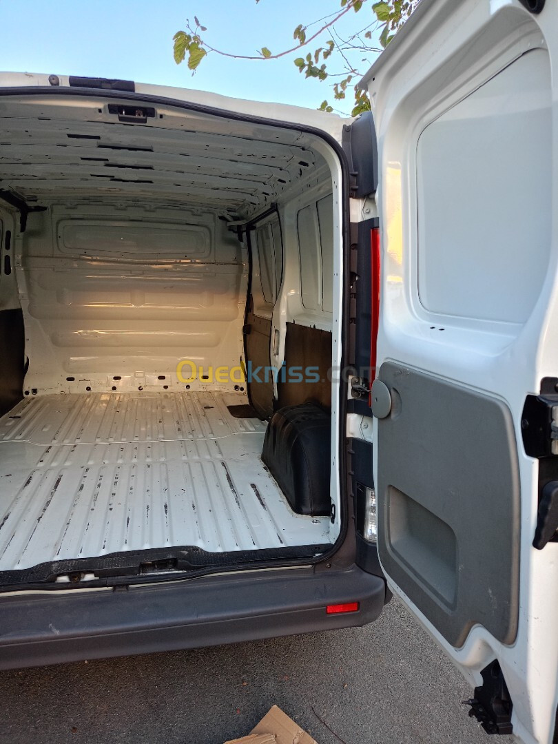 Renault TRAFIC 2013 