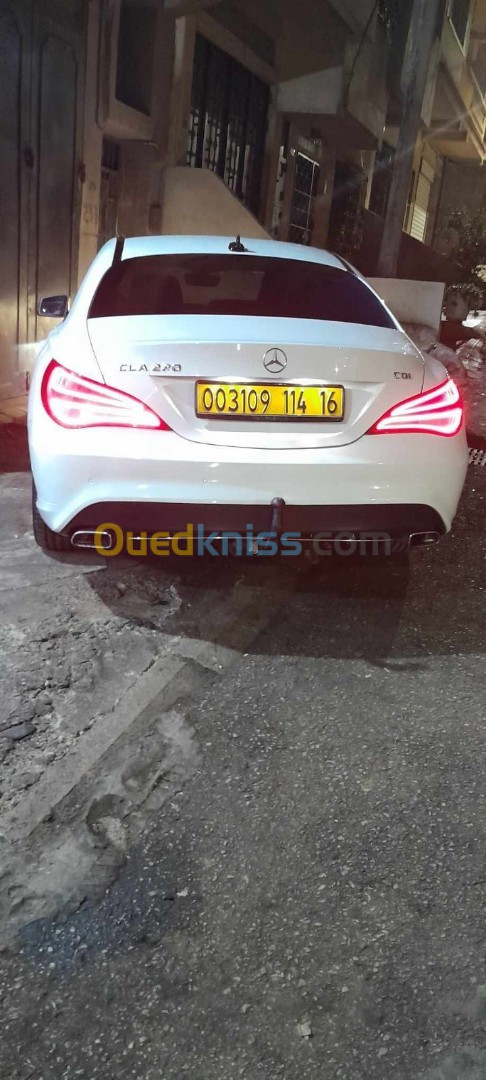 Mercedes CLA 2014 Coupé Exclusif +