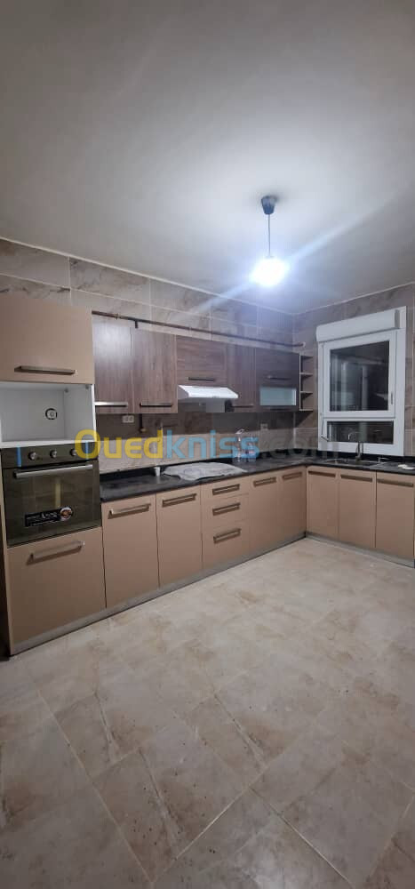 Location Appartement F4 Alger Bab ezzouar