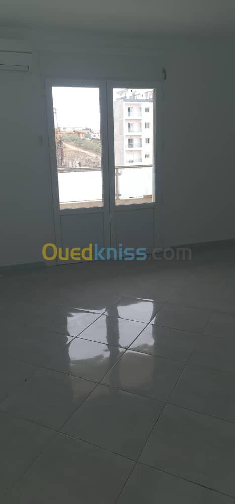 Location Appartement F4 Alger Souidania