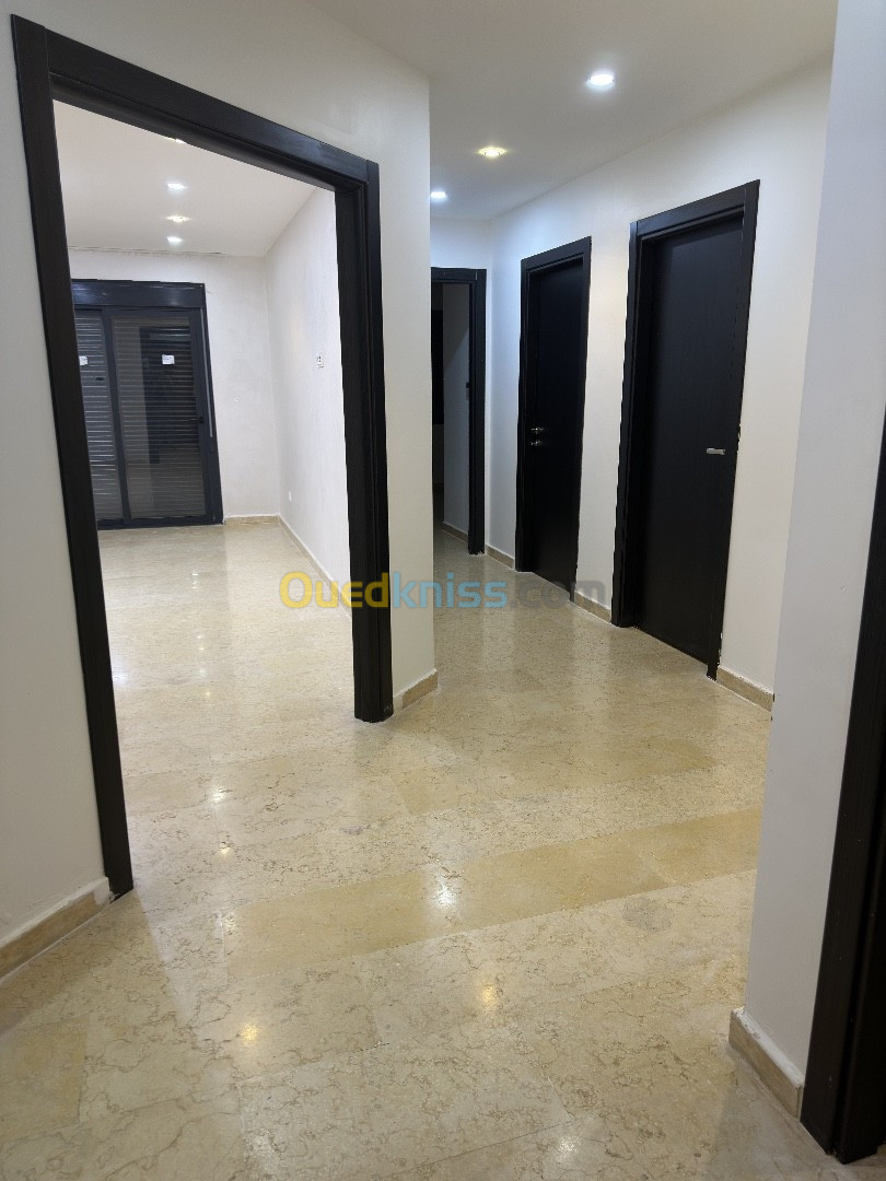 Location Appartement F4 Oran Oran