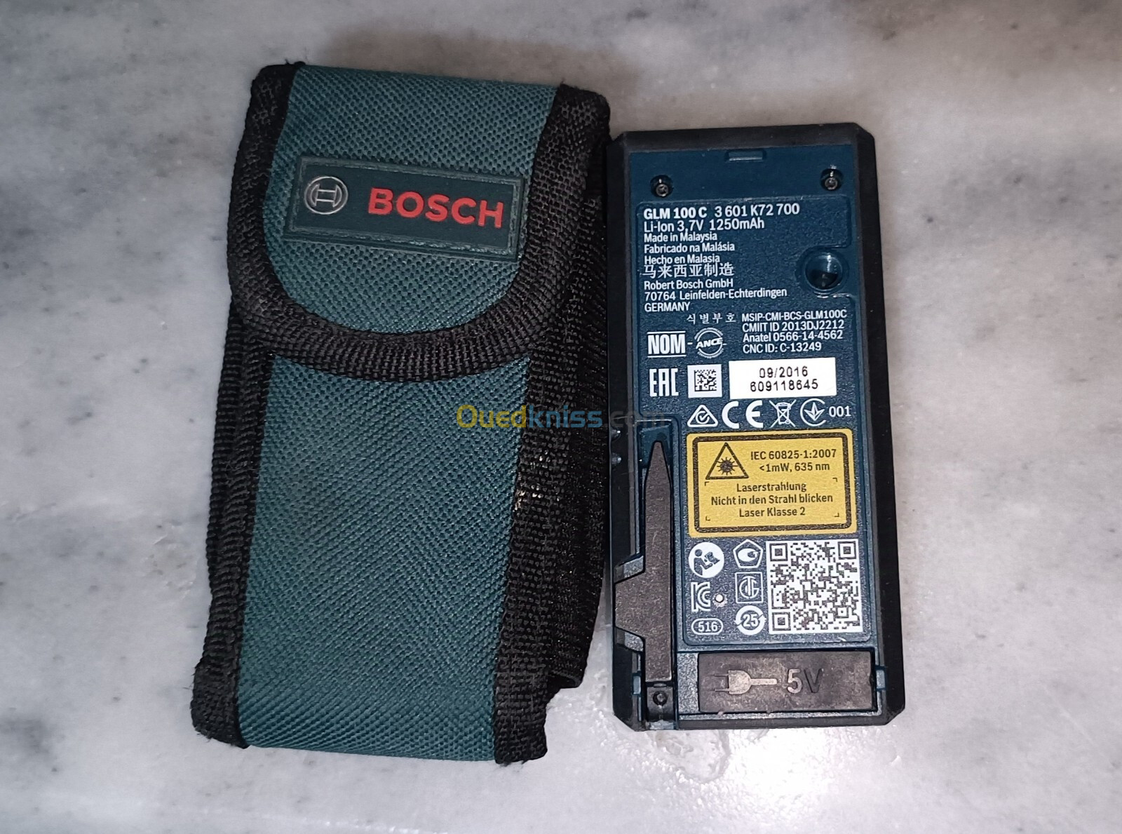 metre laser Bosch professionne GLM 100 C