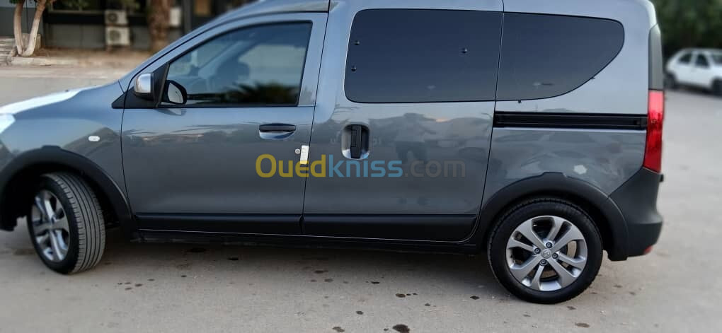 Renault Kangoo 2024 Stebway