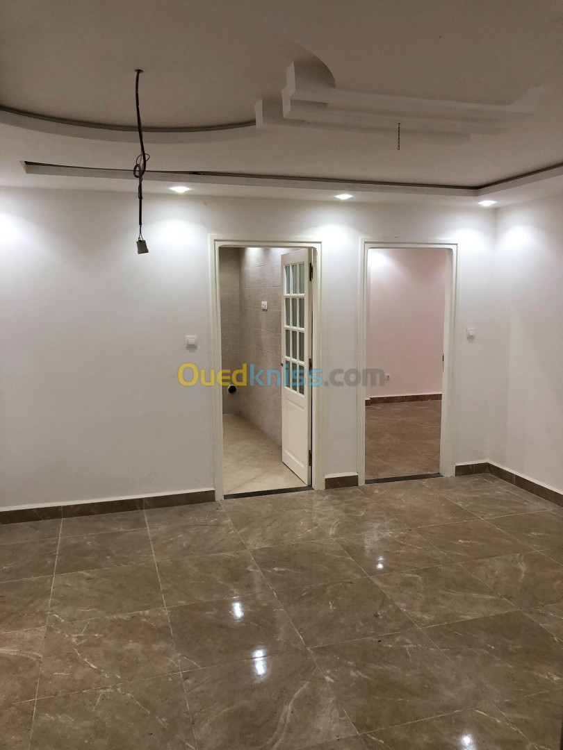 Vente Appartement F5 Alger Ain naadja