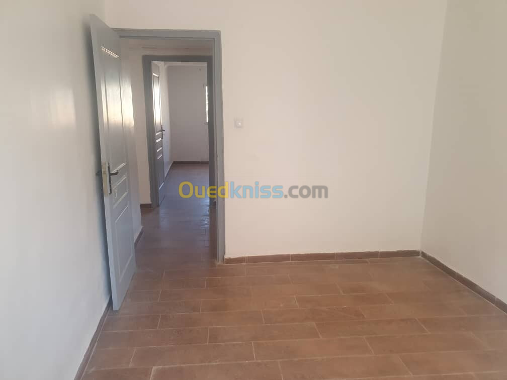 Vente Appartement F3 Tiaret Tiaret