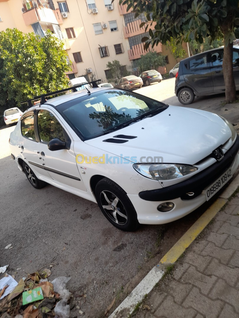 Peugeot 206 Sedan 2009 206 Sedan