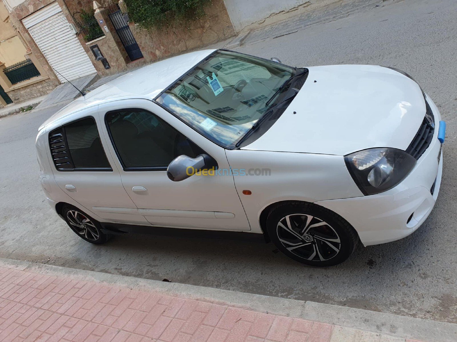 Renault Clio Campus 2013 Extreme