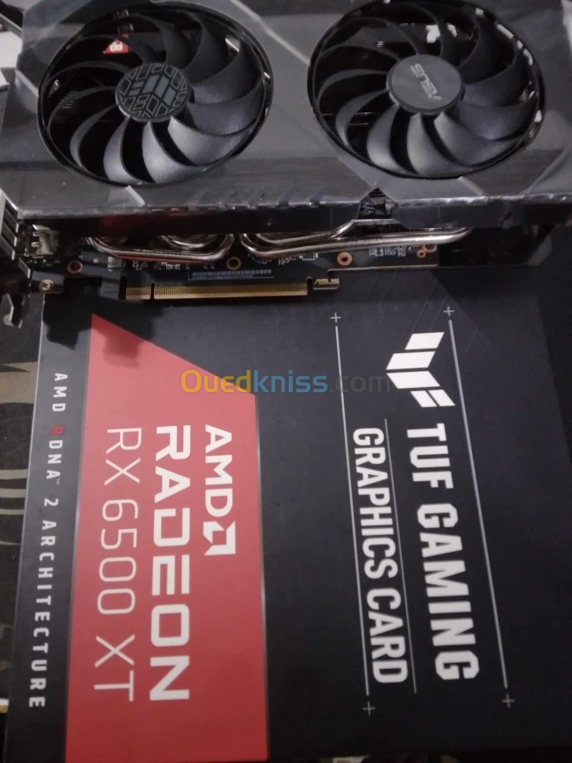 carte graphique AMD RX 6500 XT