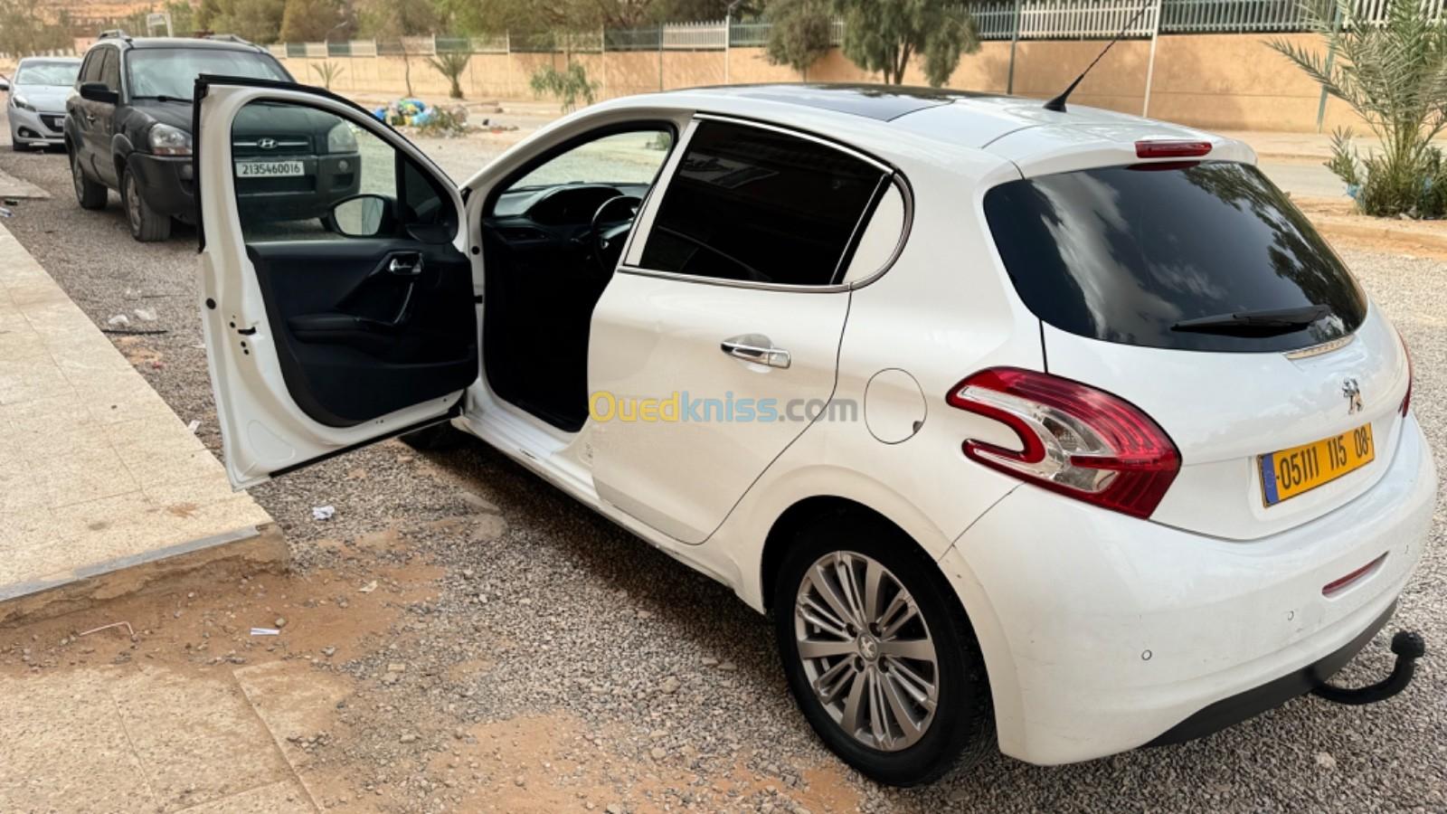 Peugeot 208 2015 Allure