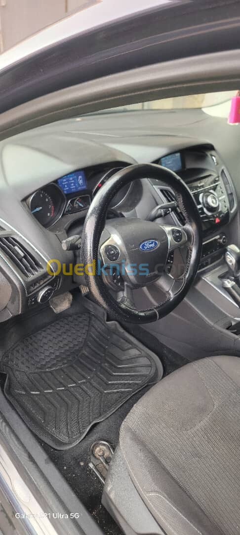 Ford Focus 5 portes 2013 Titanium