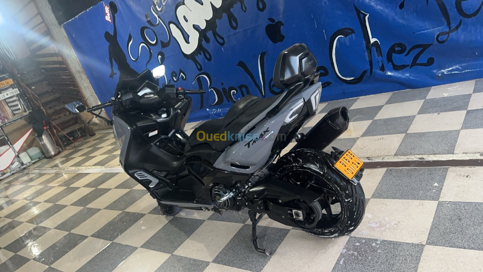 Tmax 530 Lux max 2016