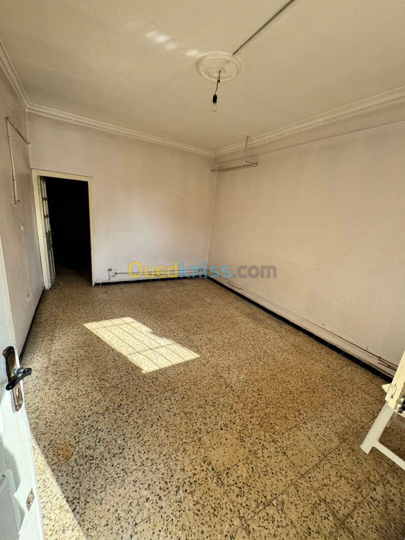 Location Niveau De Villa F1 Alger Bab ezzouar