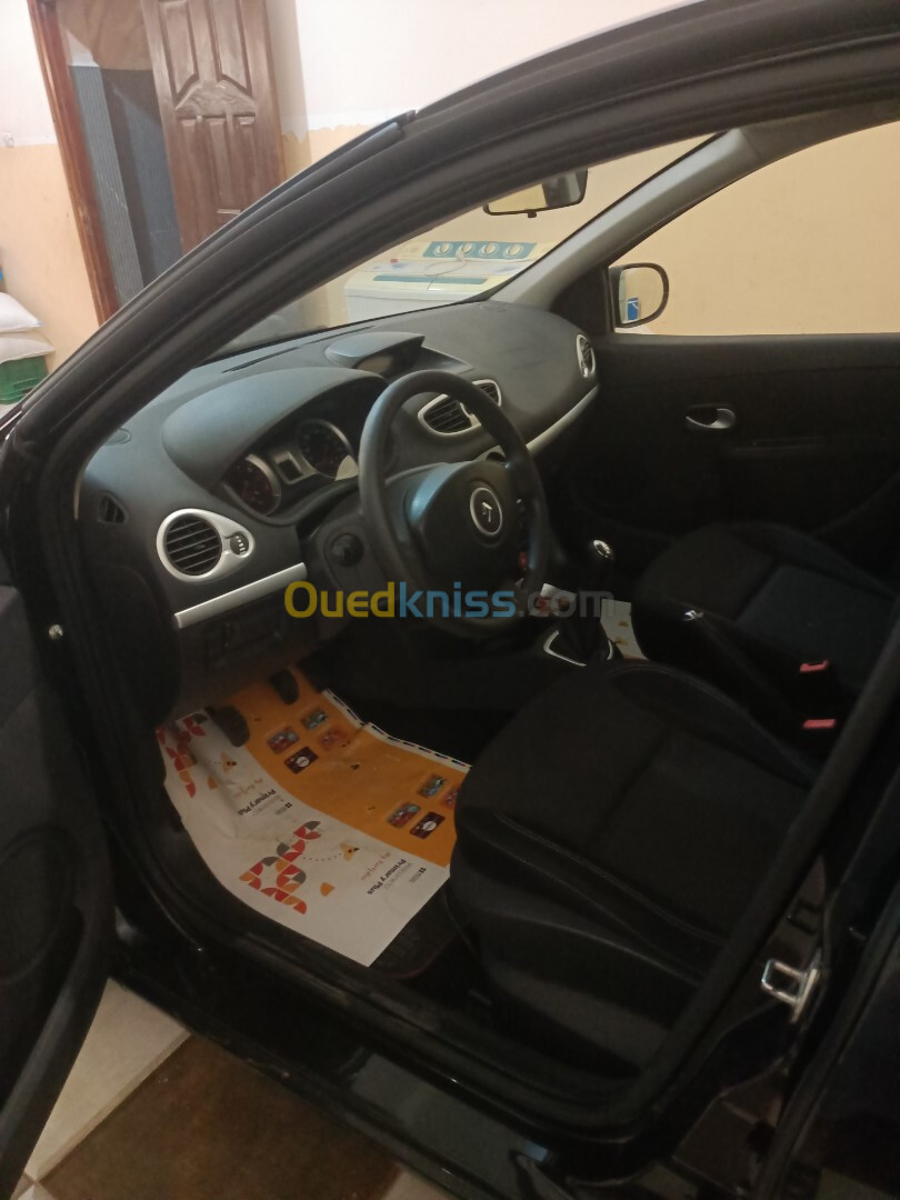 Renault Clio 3 2012 Dynamique