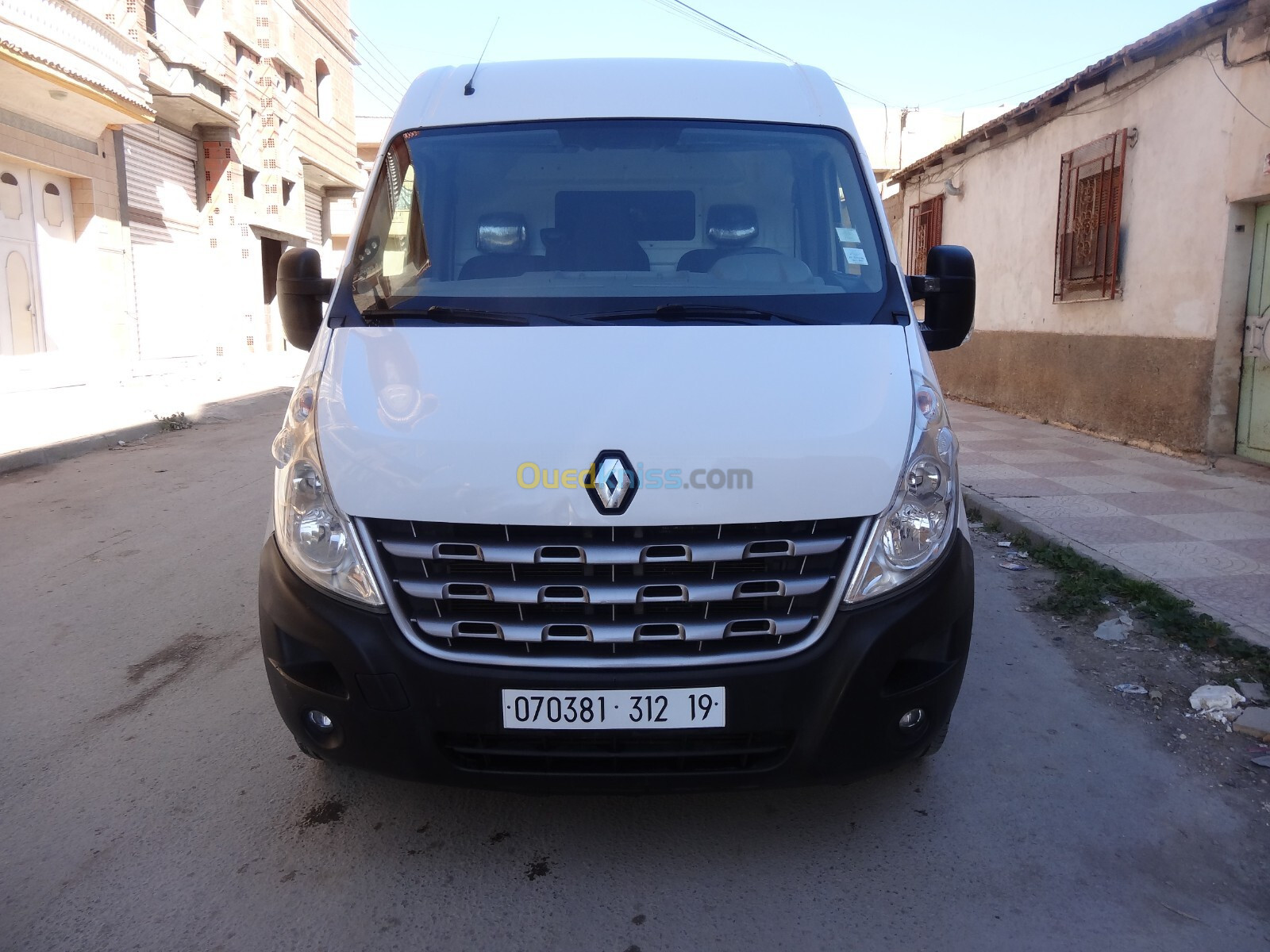 Renault master 2012