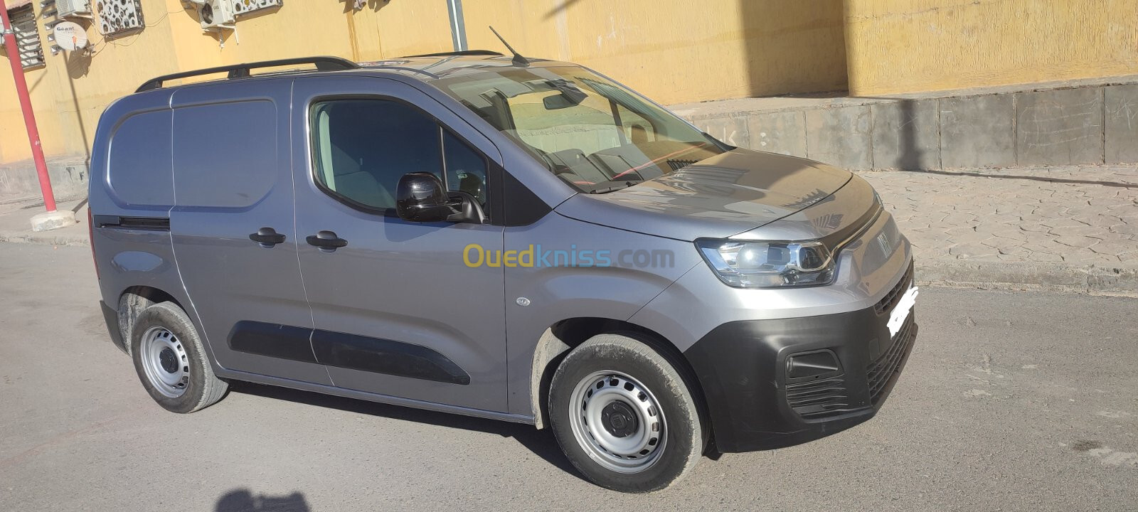 Fiat doblo 2023 italien