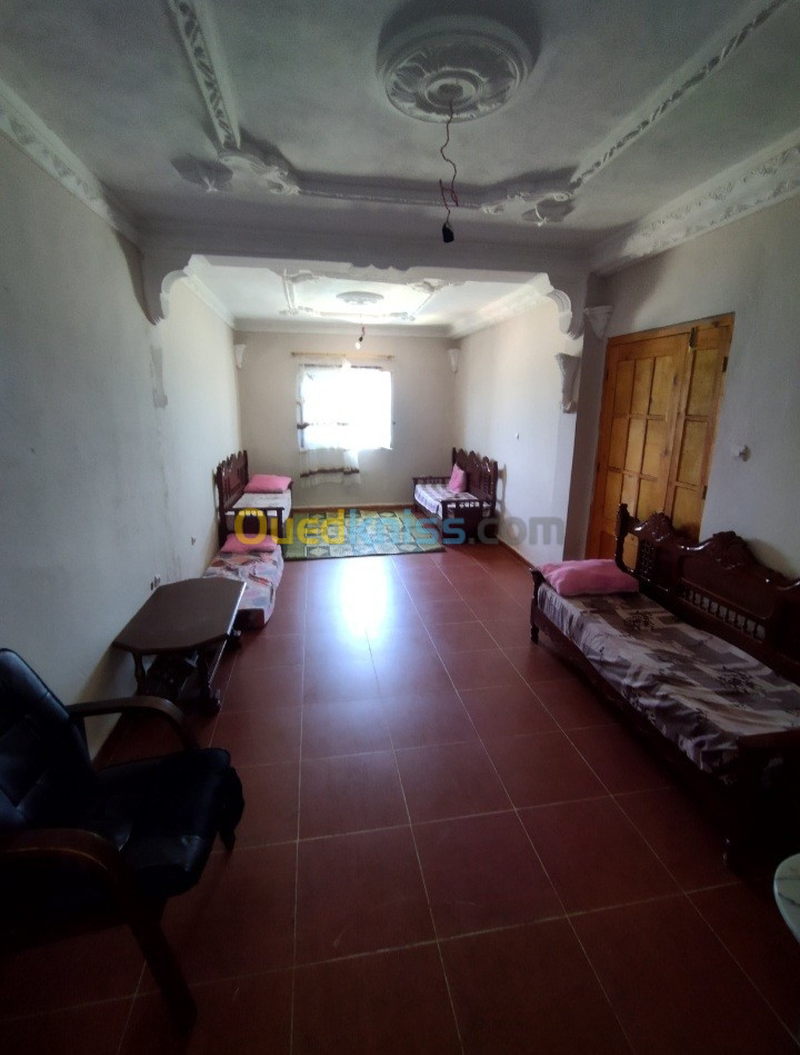 Location vacances Appartement F3 Jijel Jijel