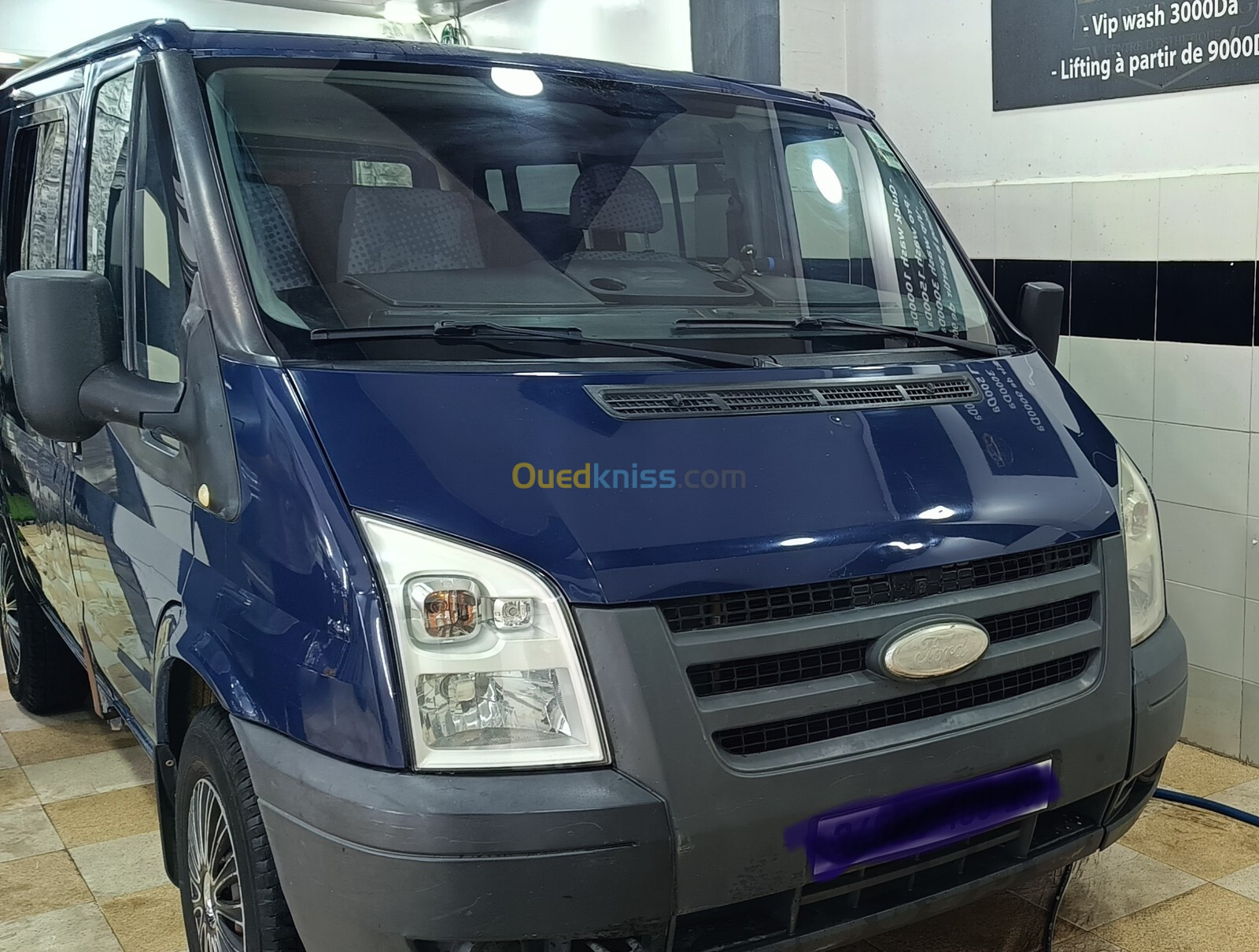 Ford Transit 2.4 diesel climatisé 2008