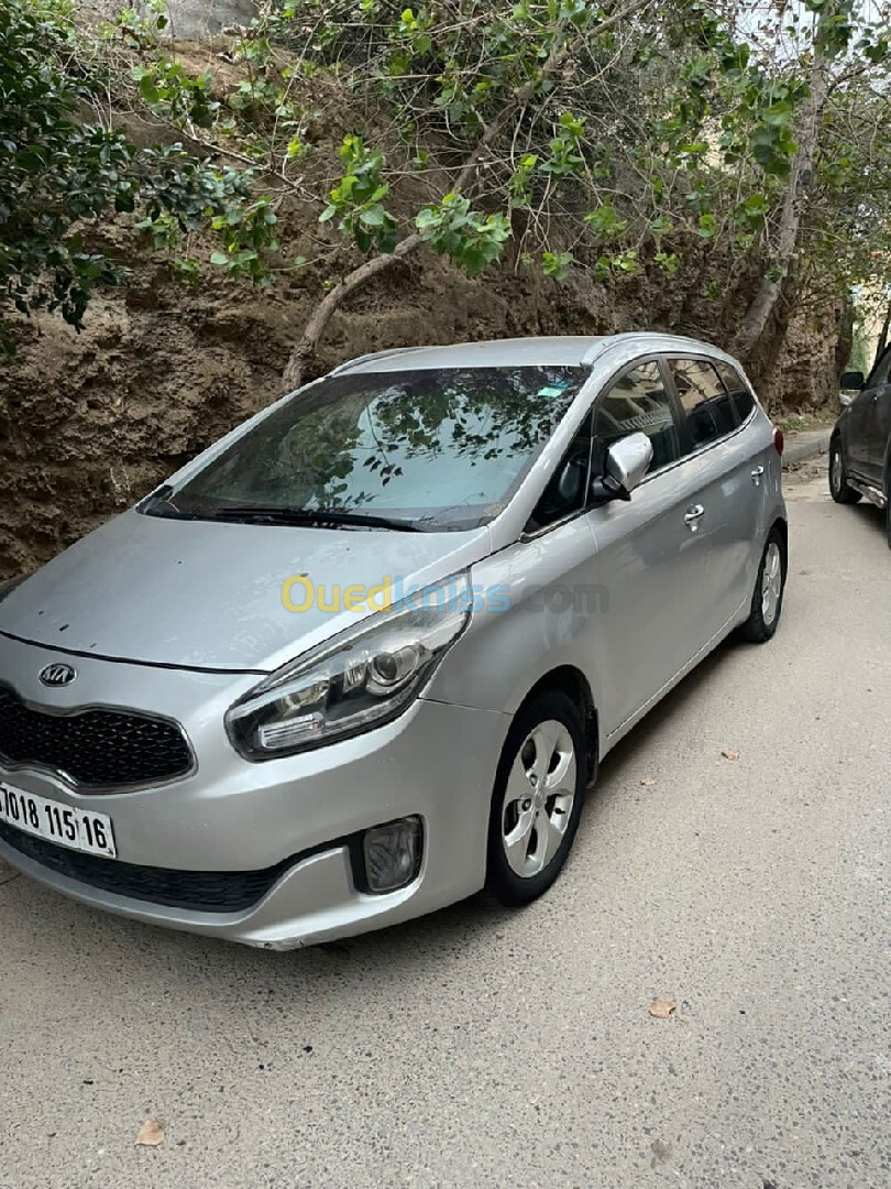 Kia Carens 2015 7 place