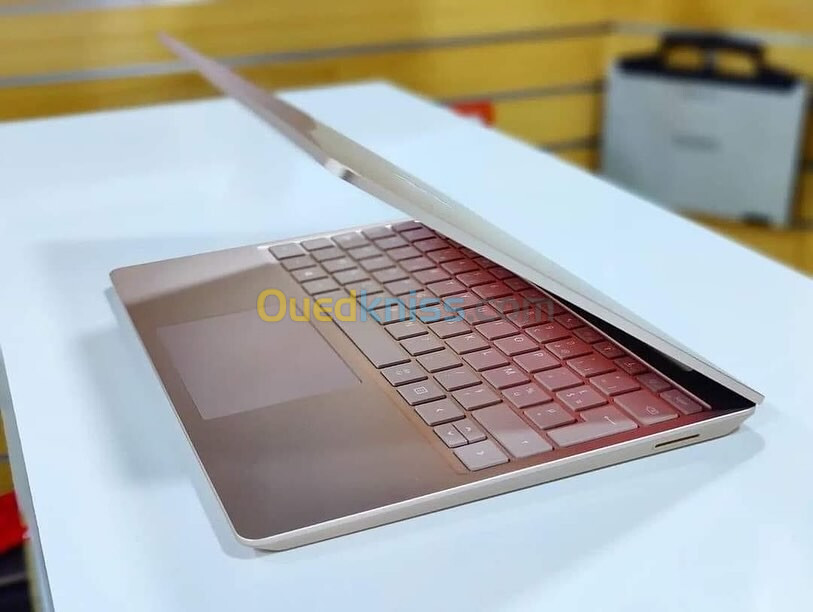 SURFACE LAPTOP G0 3/ INTEL  I5-1235U/08  DDR5 5200MHZ/disk  256GB  SSD/14  pouce  2.5K  tactile 