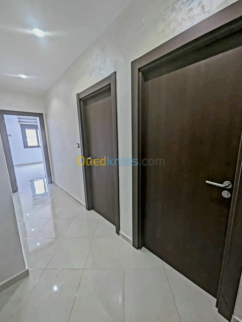 Location Appartement F4 Oran Bir el djir