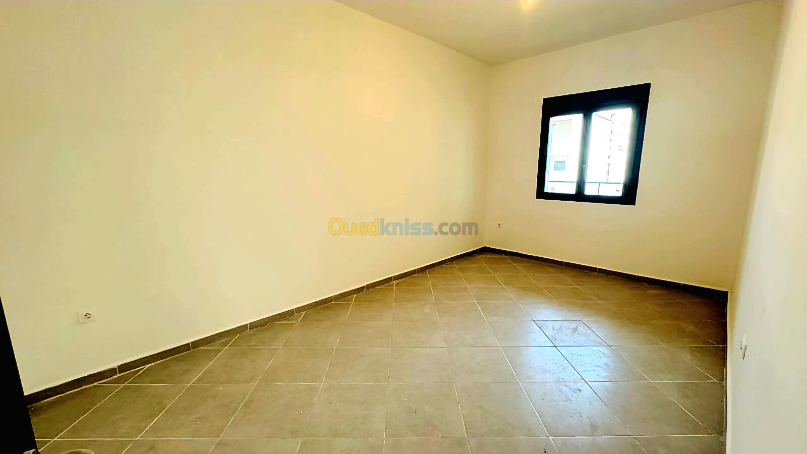 Location Appartement F5 Oran Bir el djir