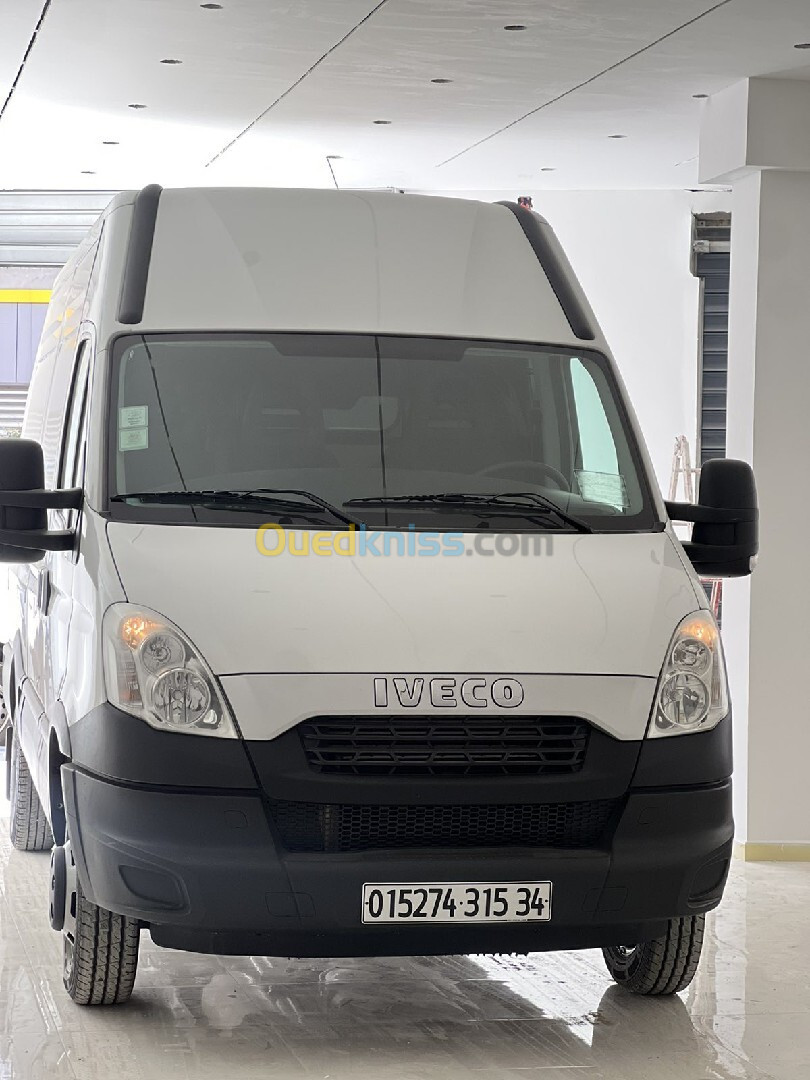 35c15 iveco 2015