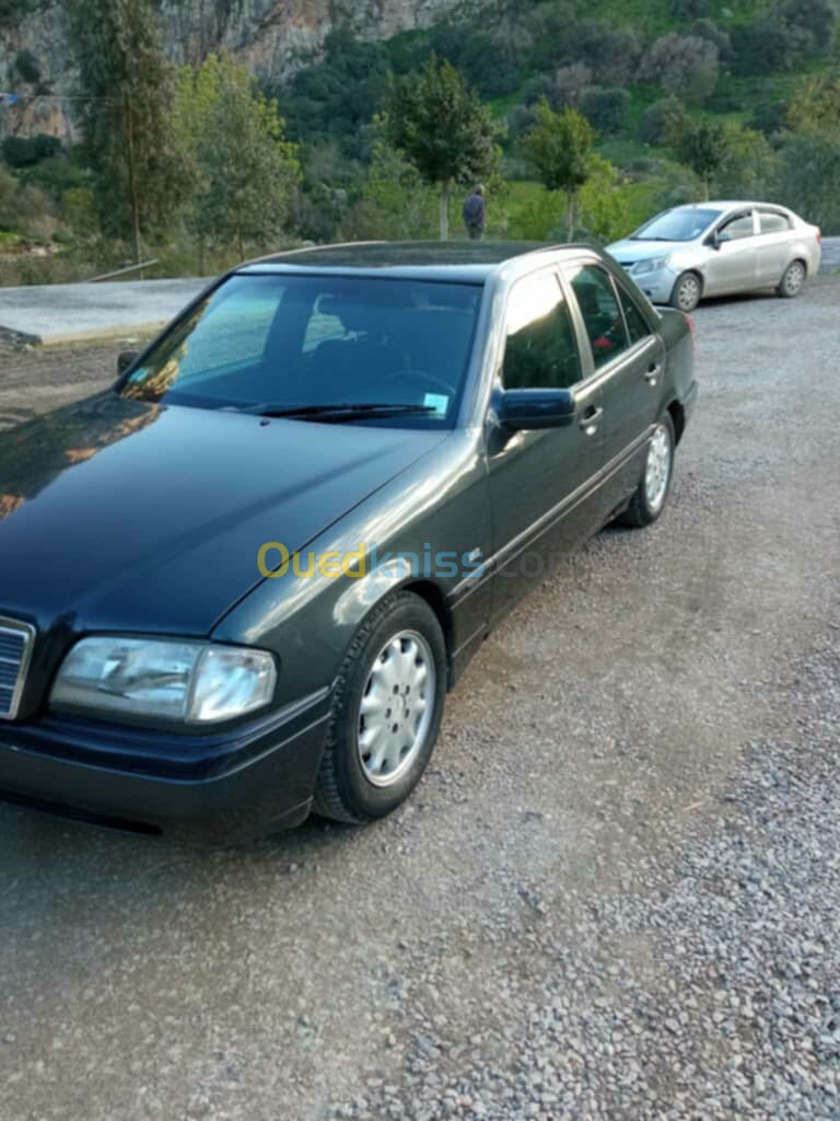 Mercedes Classe C 1999 250