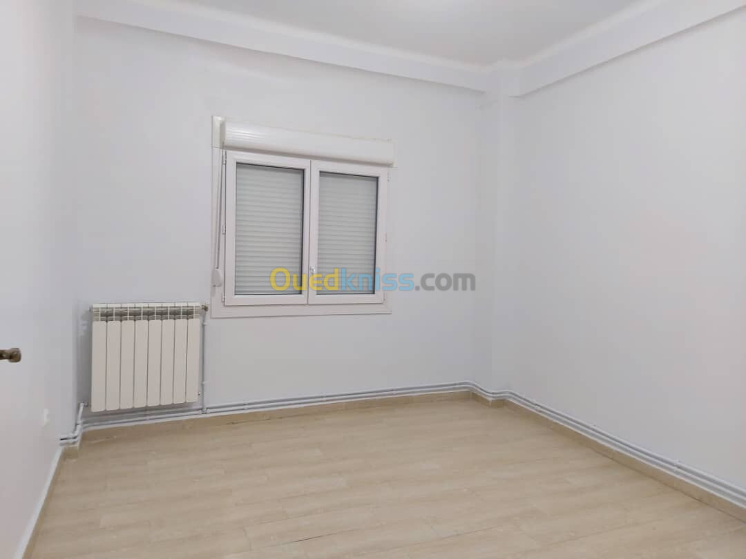 Location Appartement F4 Boumerdès Boumerdes