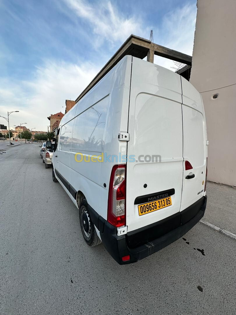 Renault MASTER 2013