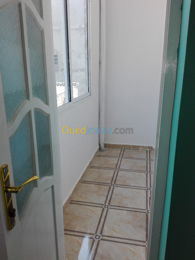 Location Appartement F3 Jijel Taher