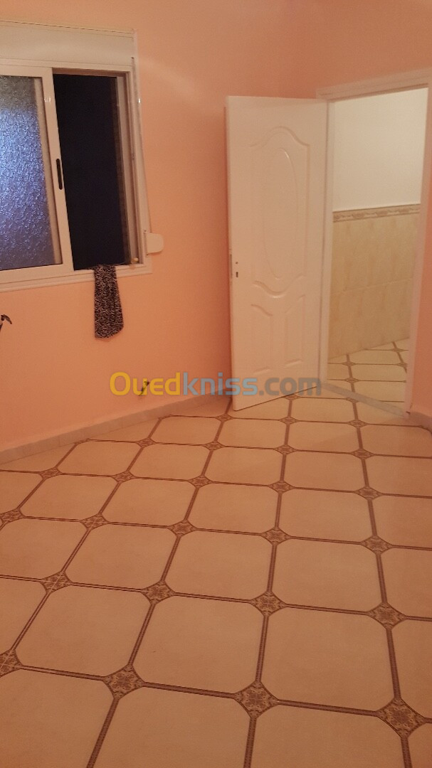 Location Appartement F02 Alger Les eucalyptus