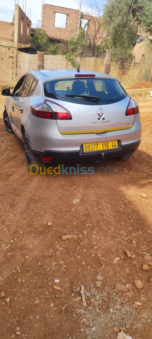 Renault Megane 3 2016 New Play