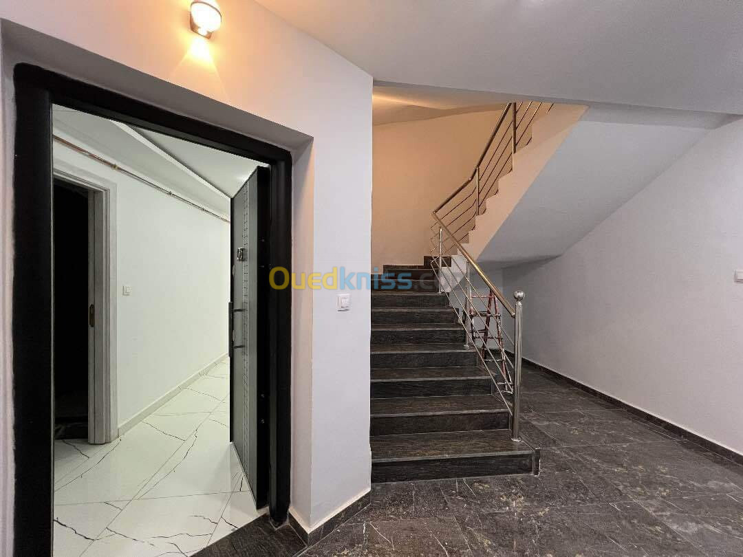 Vente Appartement F5 Alger Hussein dey