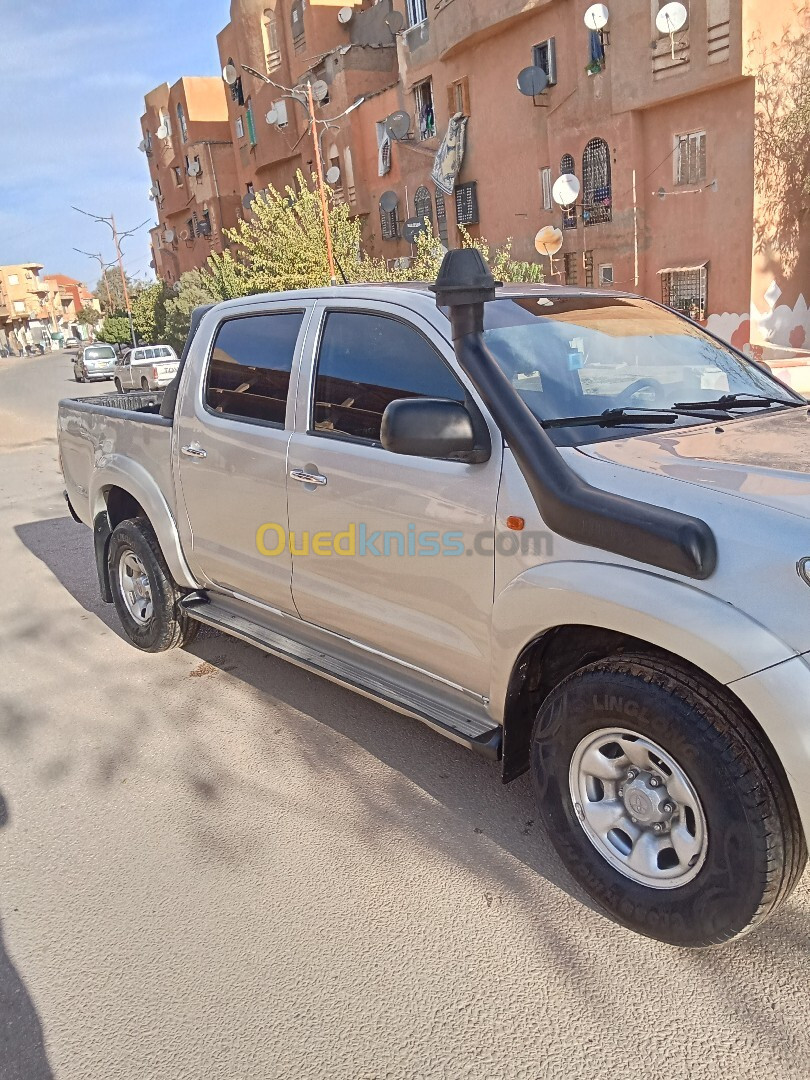 Toyota Hilux 2015 LEGEND DC 4x4