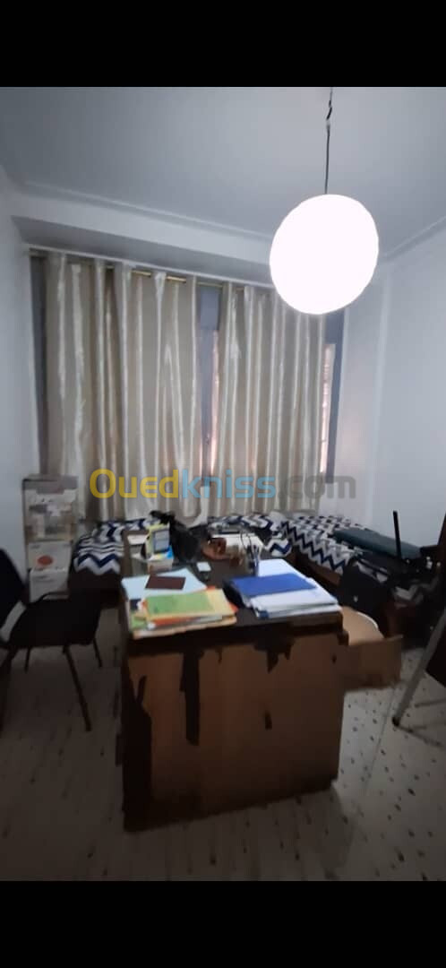 Location Appartement F4 Alger Hussein dey