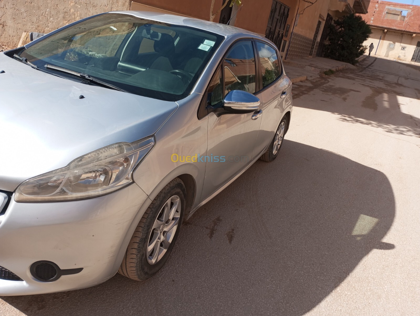 Peugeot 208 2015 