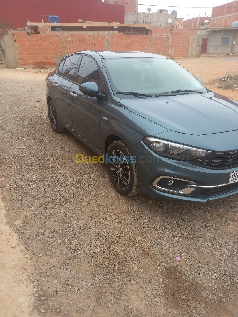 Fiat Tipo Sedan 2024 Life