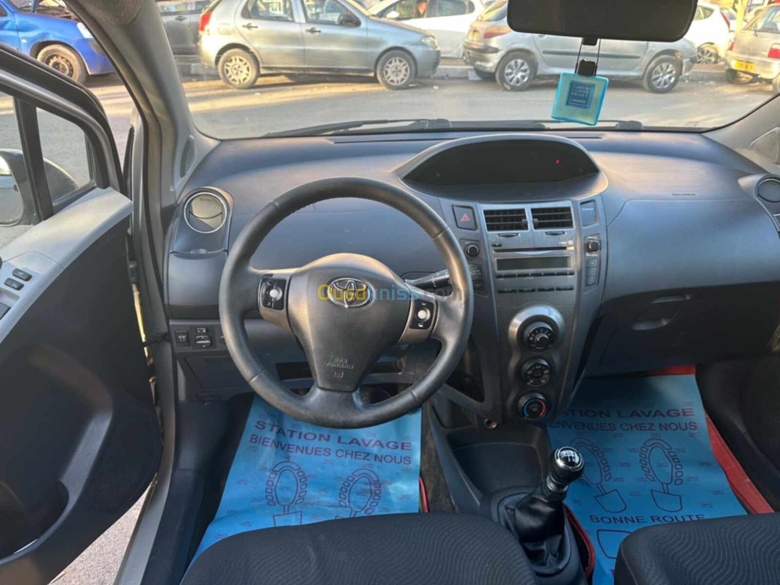 Toyota Yaris 2012 