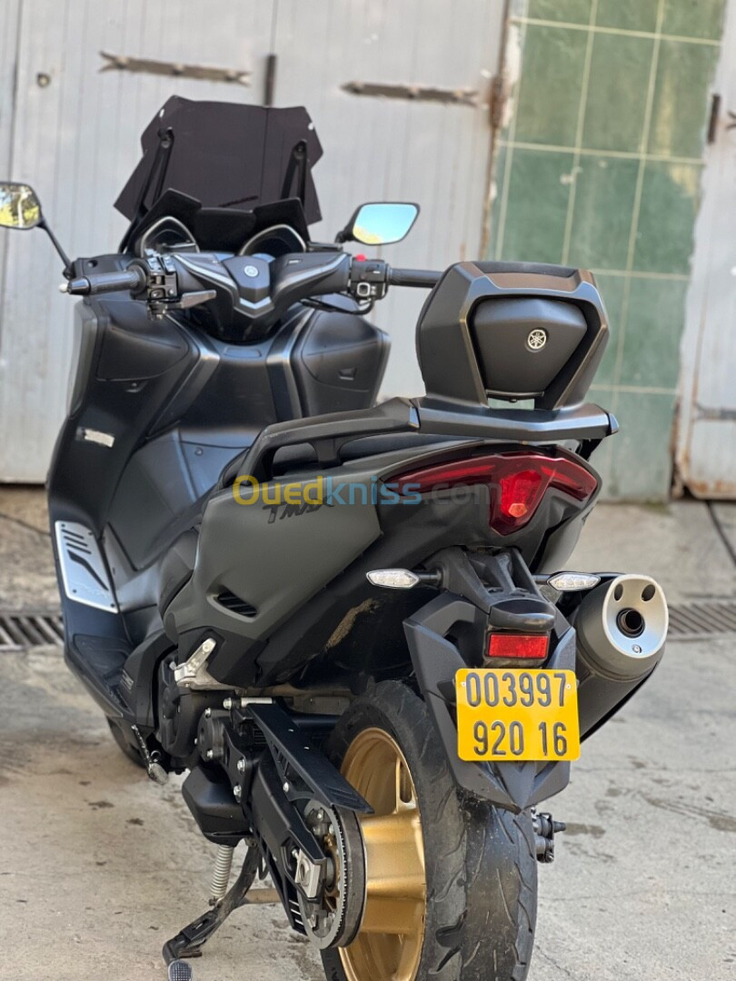 Yamaha Tmax 2020