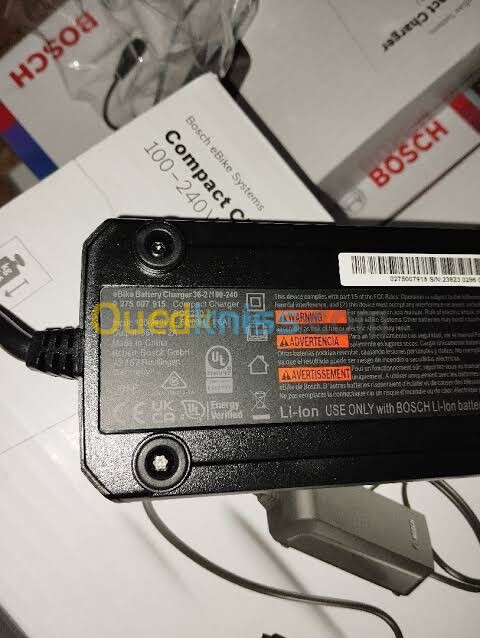 Chargeur bosch original 2A 