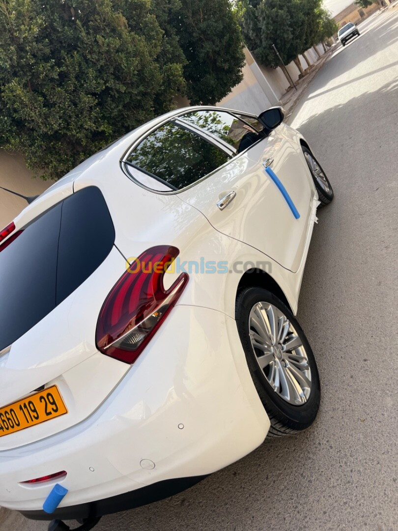 Peugeot 208 2019 Allure Facelift