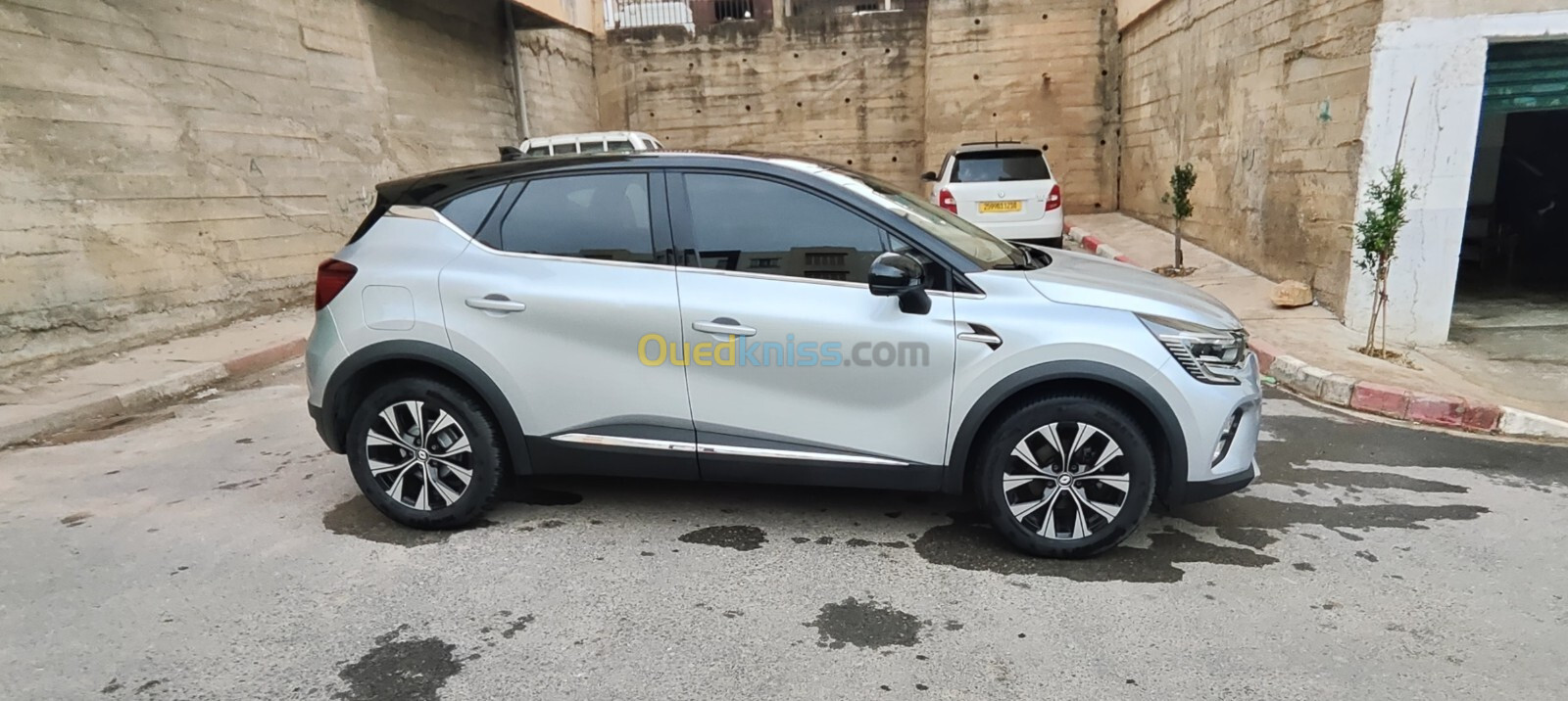 Renault captur 2023 techno