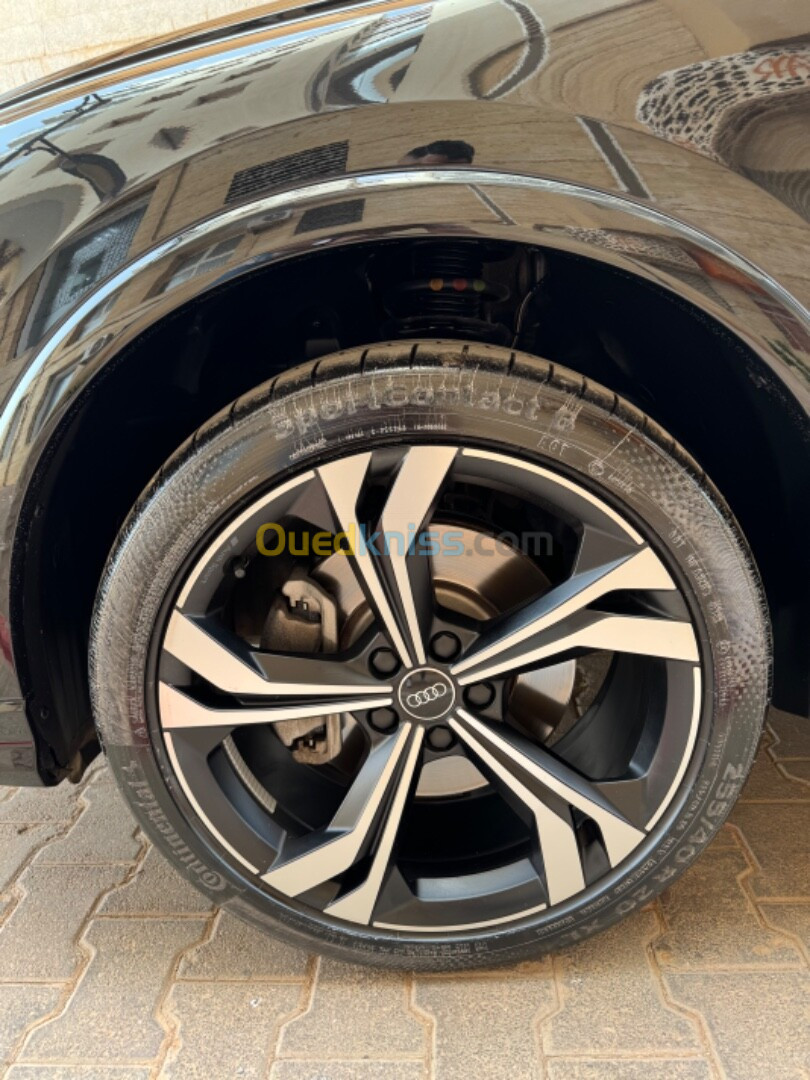 Audi Q3 2024 S line