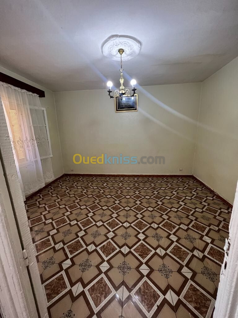 Location Appartement F5 Oran Oran