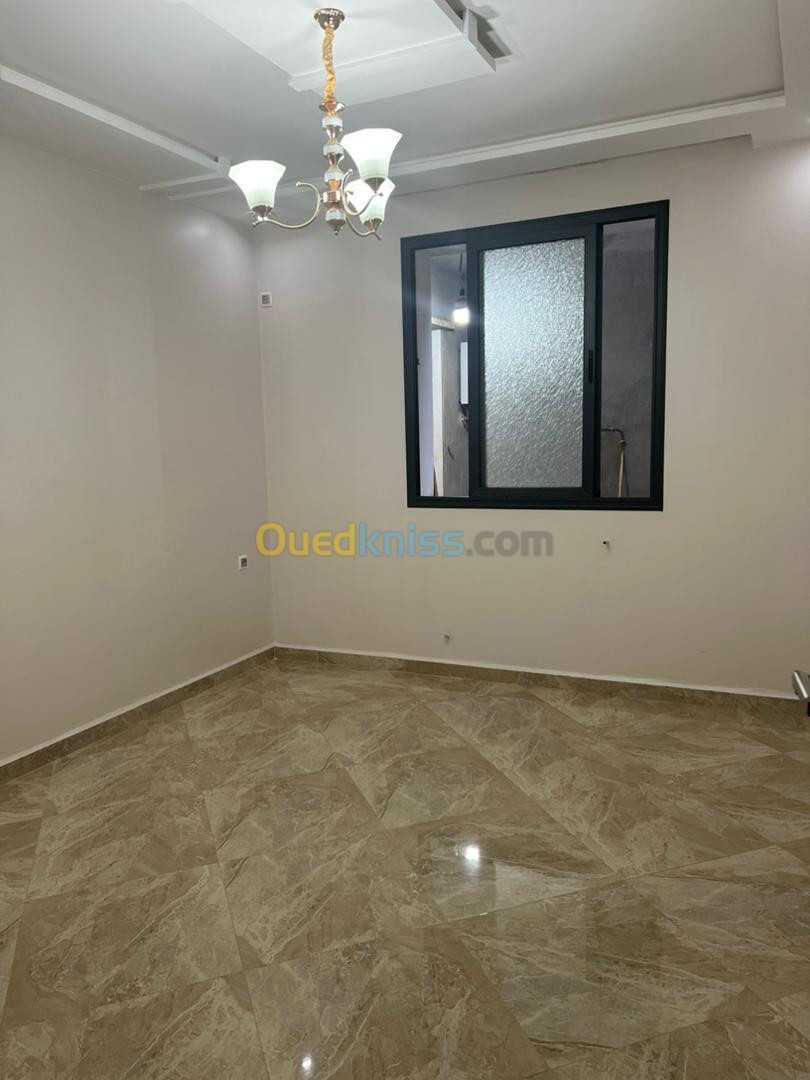 Location Appartement F3 Alger Les eucalyptus