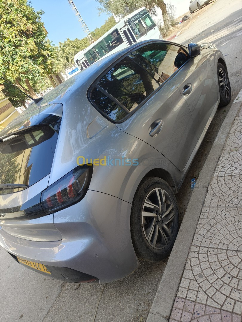 Peugeot 208 2022 Allure